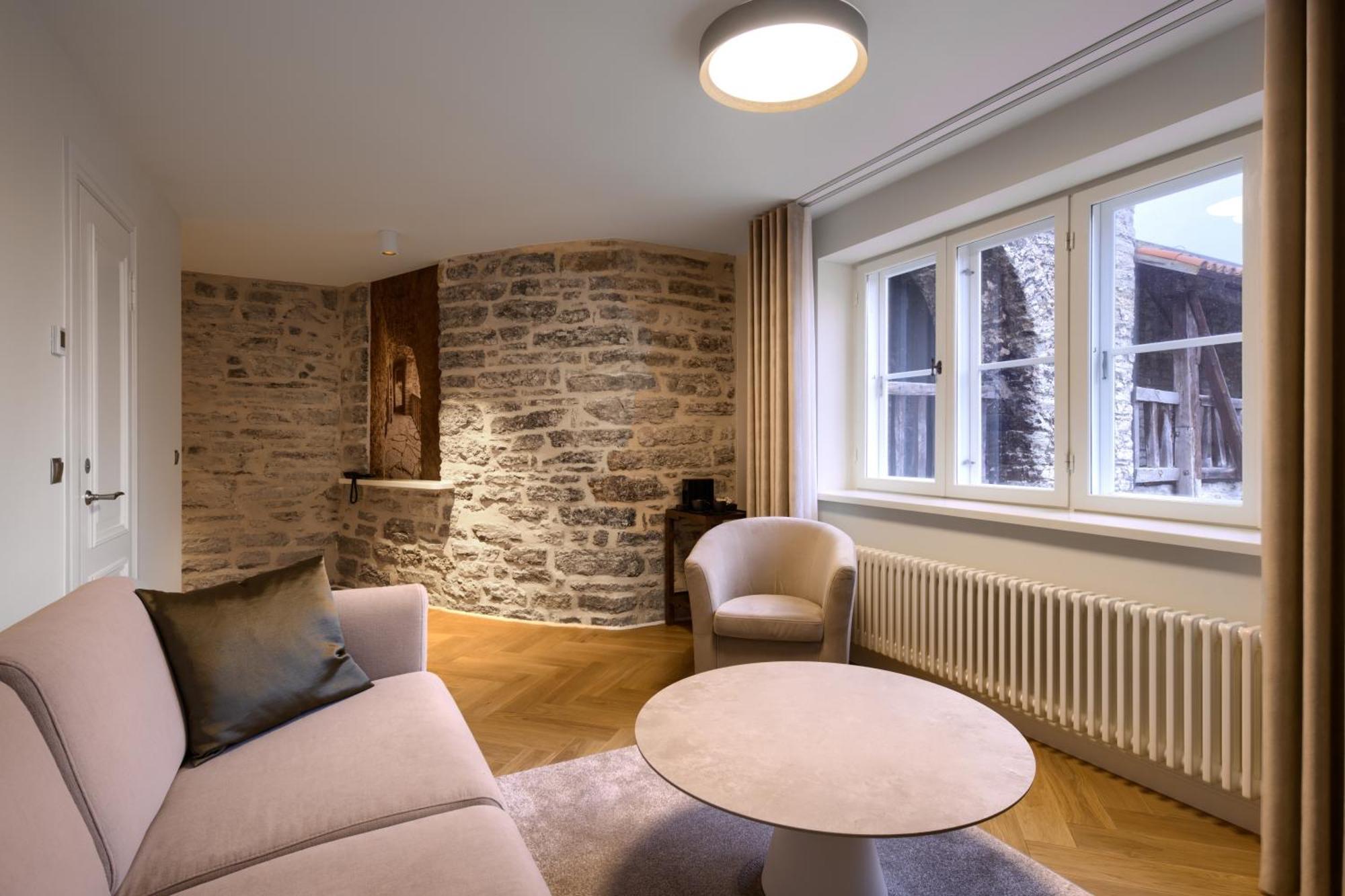 Nunne Boutique Hotel Tallin Exterior foto