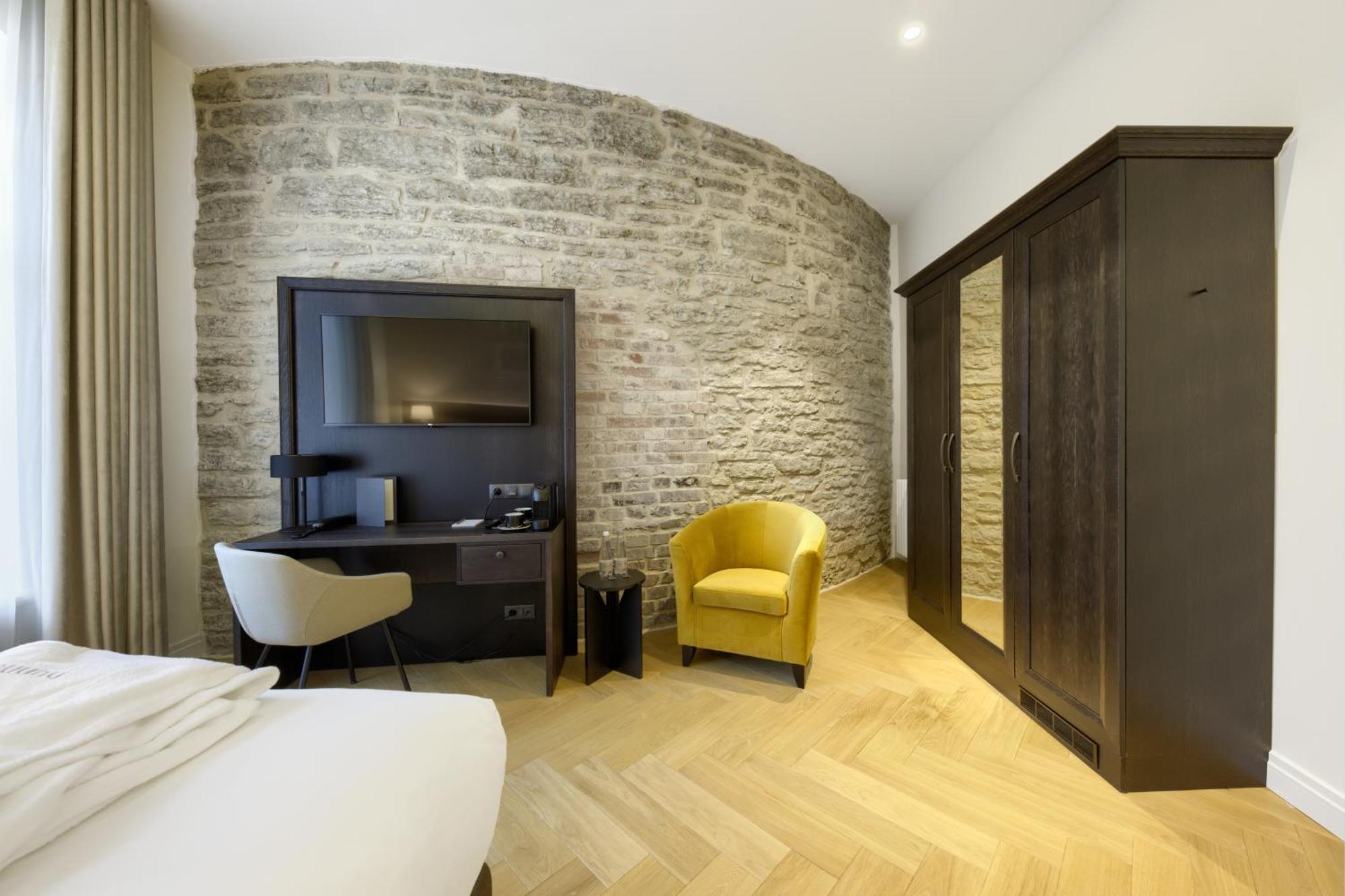 Nunne Boutique Hotel Tallin Exterior foto