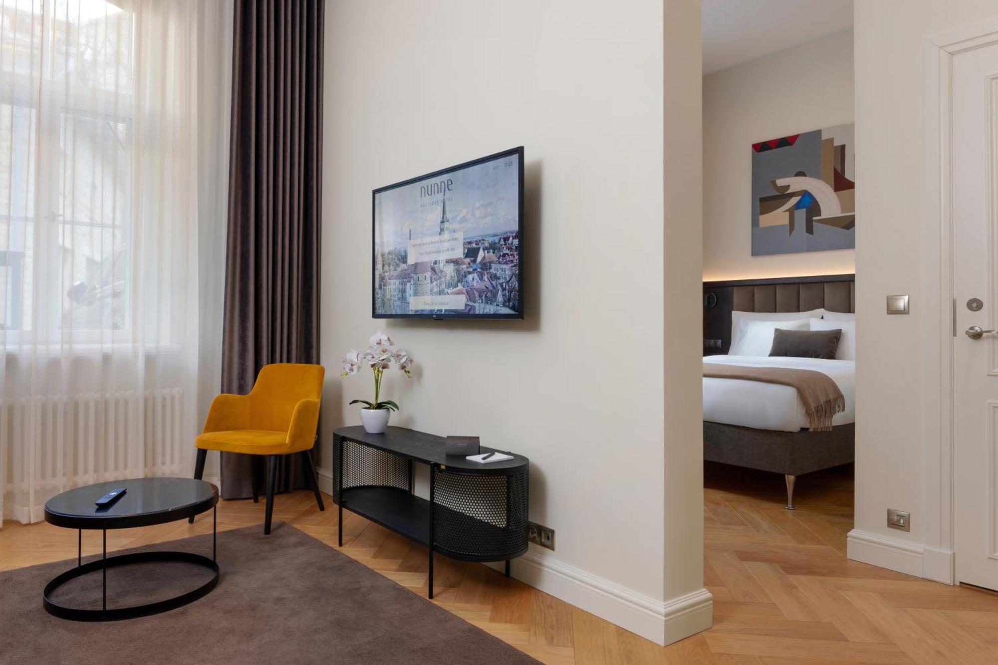 Nunne Boutique Hotel Tallin Exterior foto